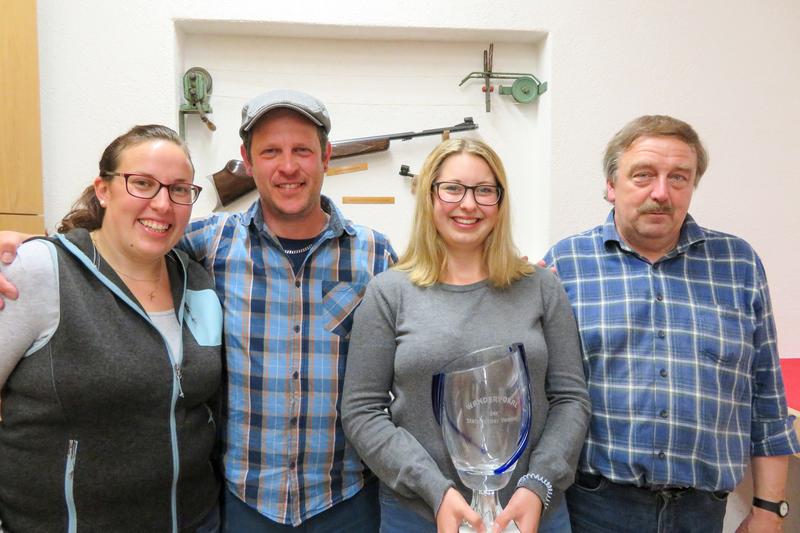 unsere Sieger: Marina Knestel, Christian Mück, Selina Rieger, Xaver Knappich (Eric Fritsche fehlt)